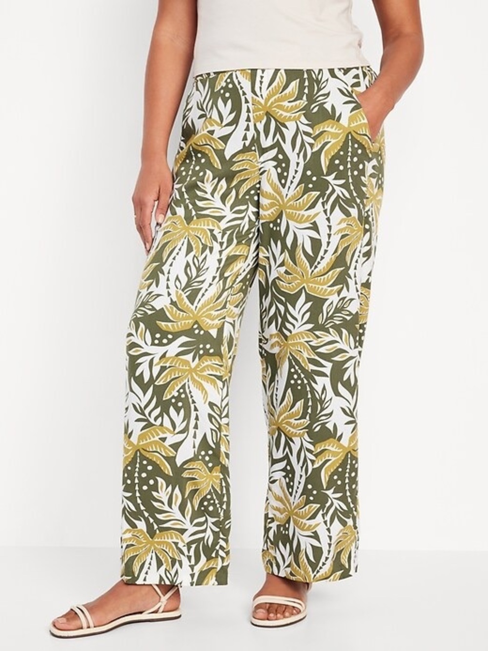 Old Navy High-Waisted Playa Wide Leg pants 👖Size S Petite